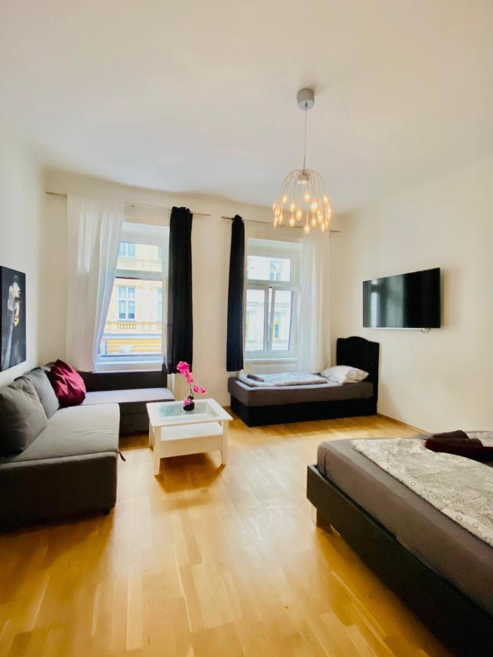 Family Apartment Th8 8 Вена Экстерьер фото